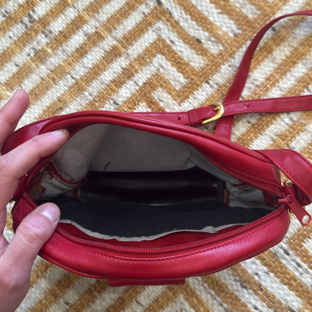 Oscar De La Renta Studio Red Leather Small Purse - Picture 9 of 13